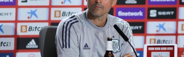 开云体育-恩里克确认莫拉塔仍将首发：他，还有其他10个人