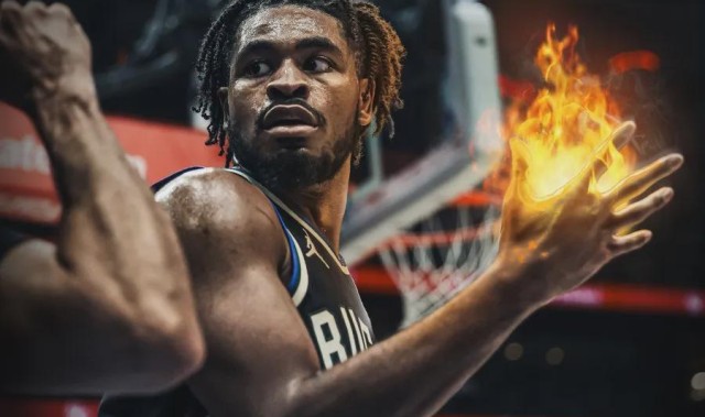 开云在线-场均7.4分！三分16.7%！24岁下一站CBA