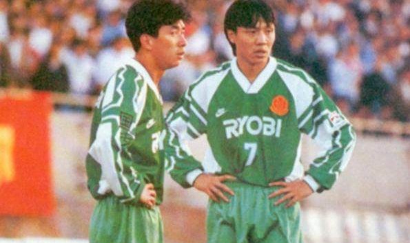 两战暴露国安先天不足 谢峰之后最强位置竟全靠买