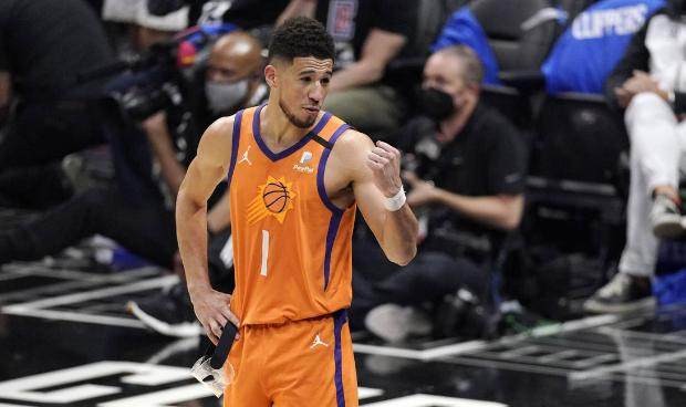 赛季初便视冠军为目标 布克否认太阳受到运气眷顾